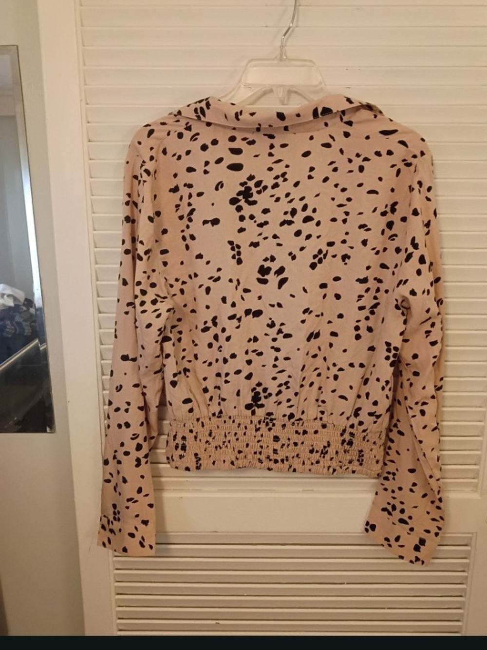 Beige Dalmatian-Spot Button Front Knot Blouse - Picture 5 of 5